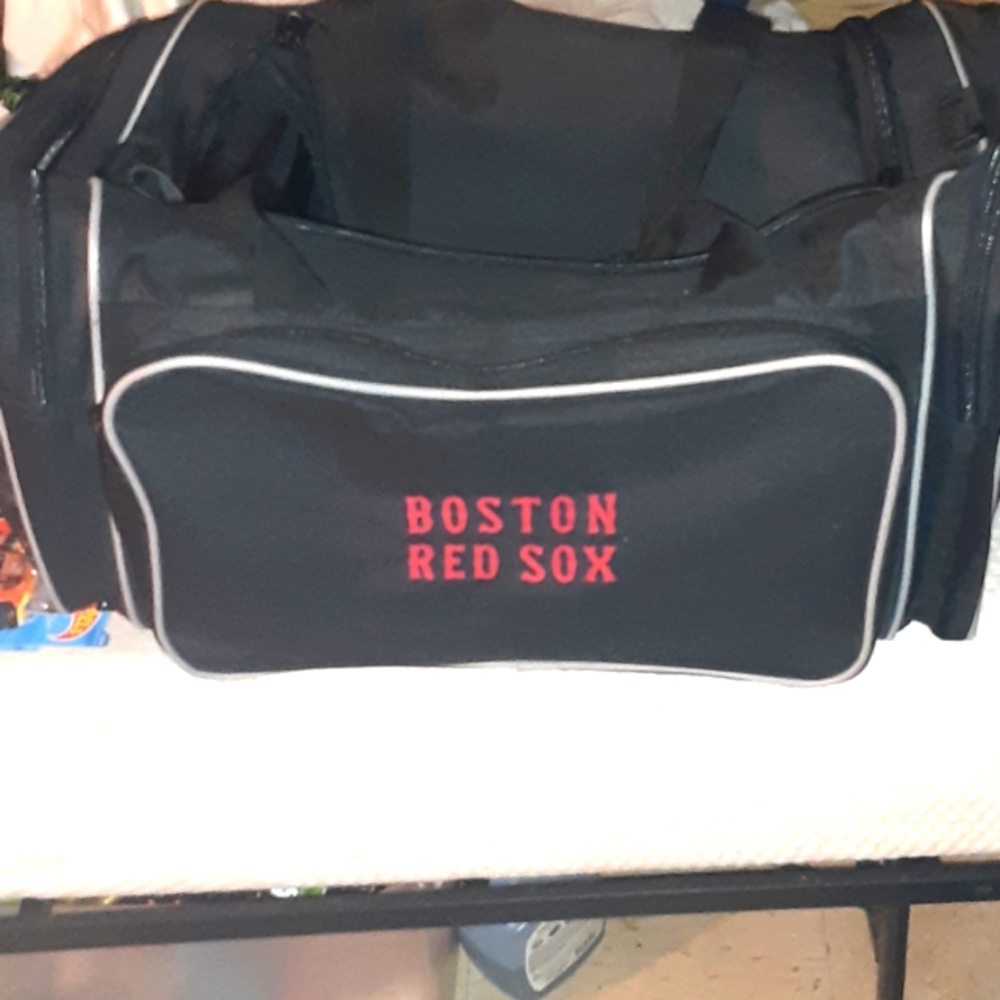 OFFICAL MLB INSIDERS CLUB LIFETIME MEMBERSHIP BOSTON RED SOX BAG NRMINT CONDITIO
